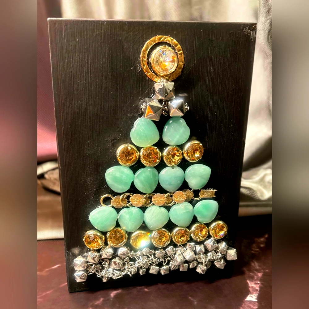 Repurposed Jewelry Christmas Tree 🎄Custom Art